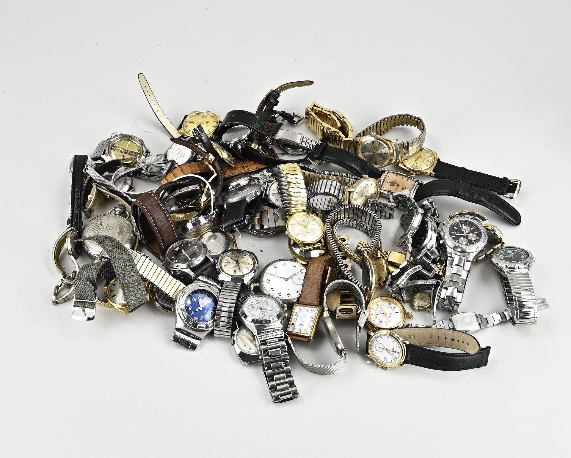 Large lot of watches