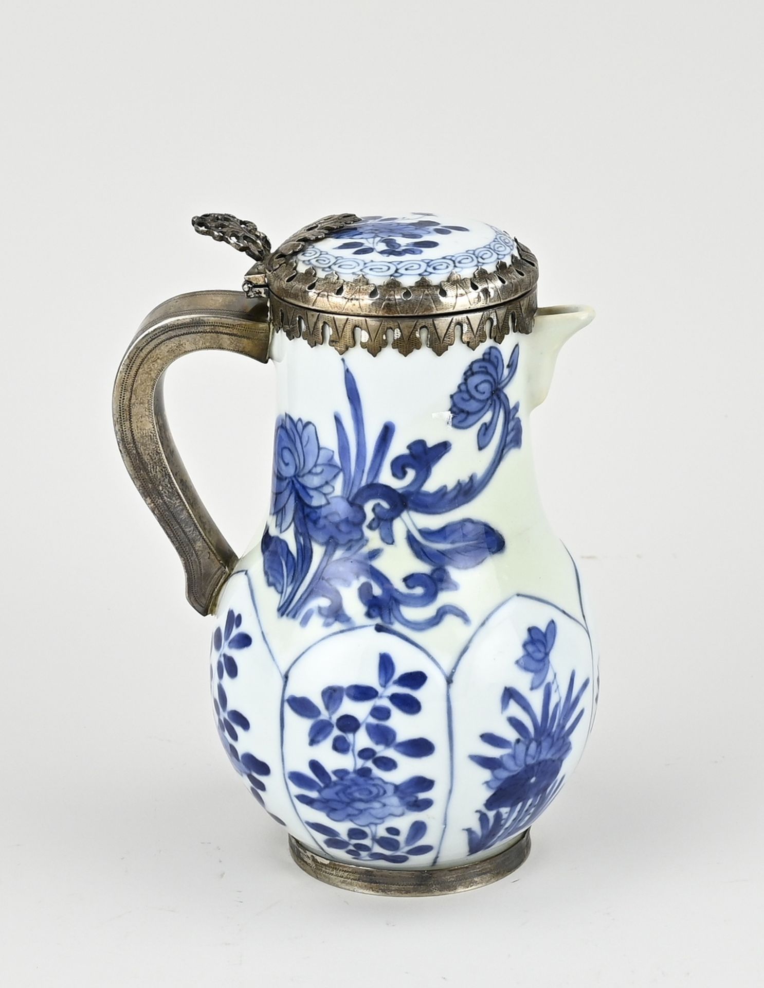Chinese jug with silverware, H 15 cm. - Image 2 of 3