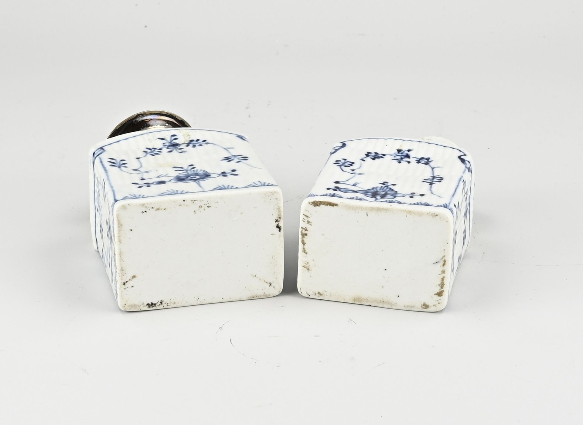 Two German tea canisters, H 14 - 15 cm. - Image 2 of 2
