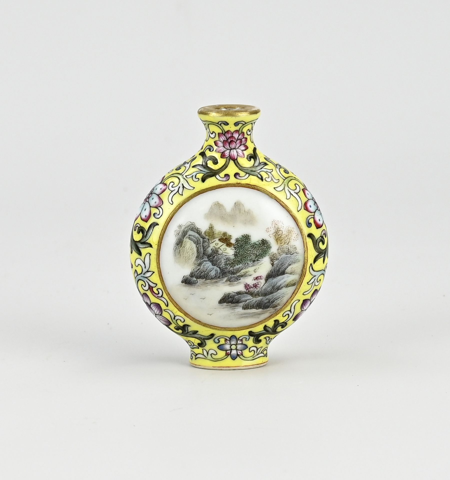 Chinese snuff bottle, H 7.5 cm.