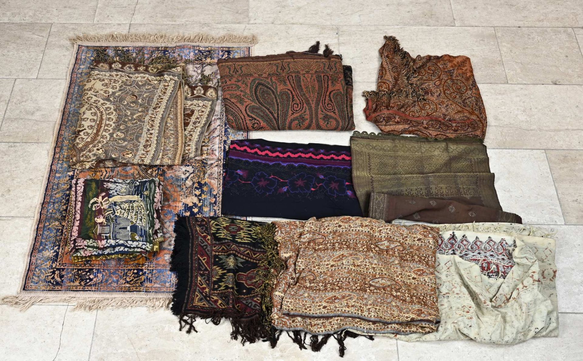 Lot of rugs (10x)