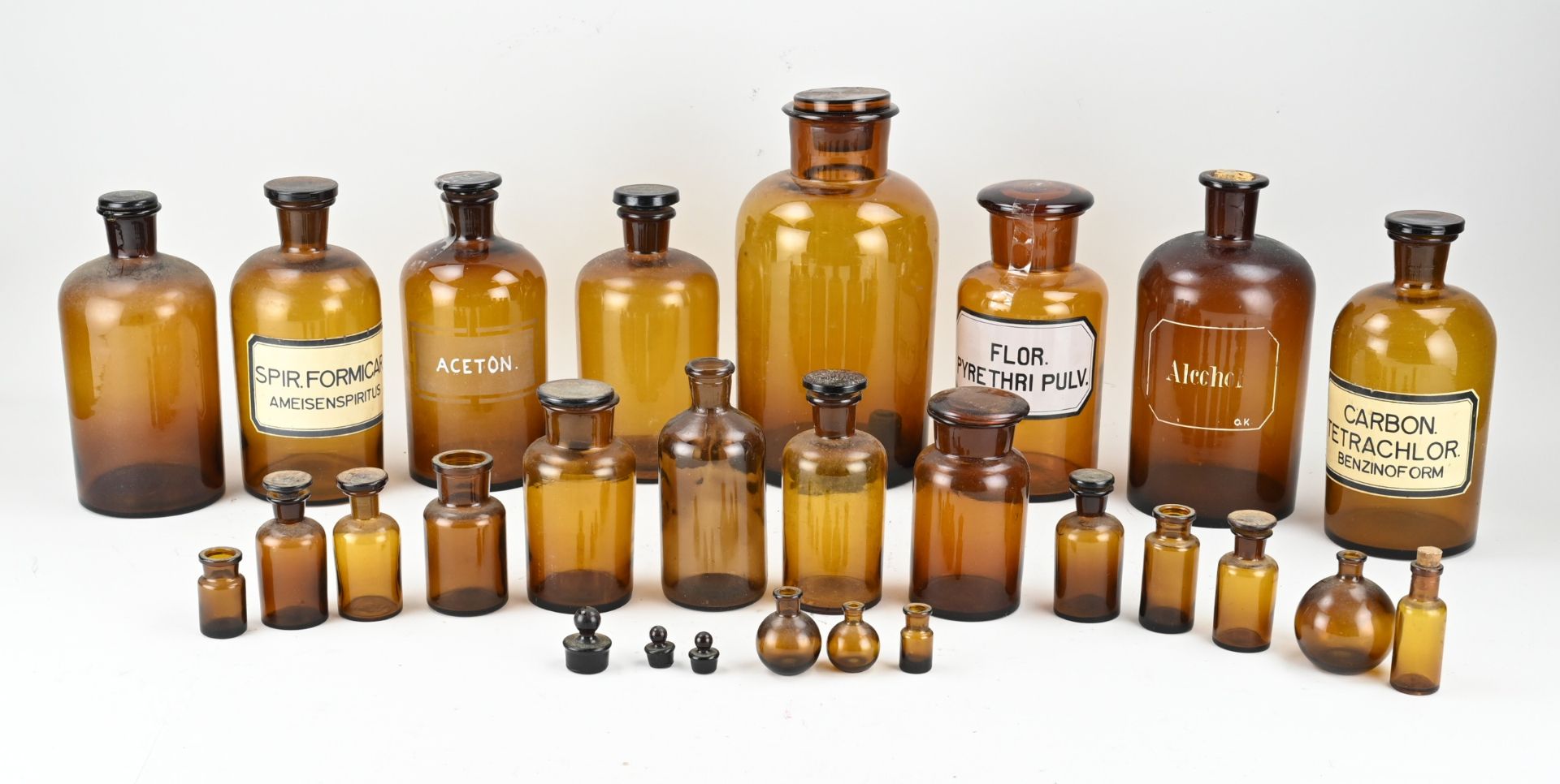 Lot of apothecary bottles