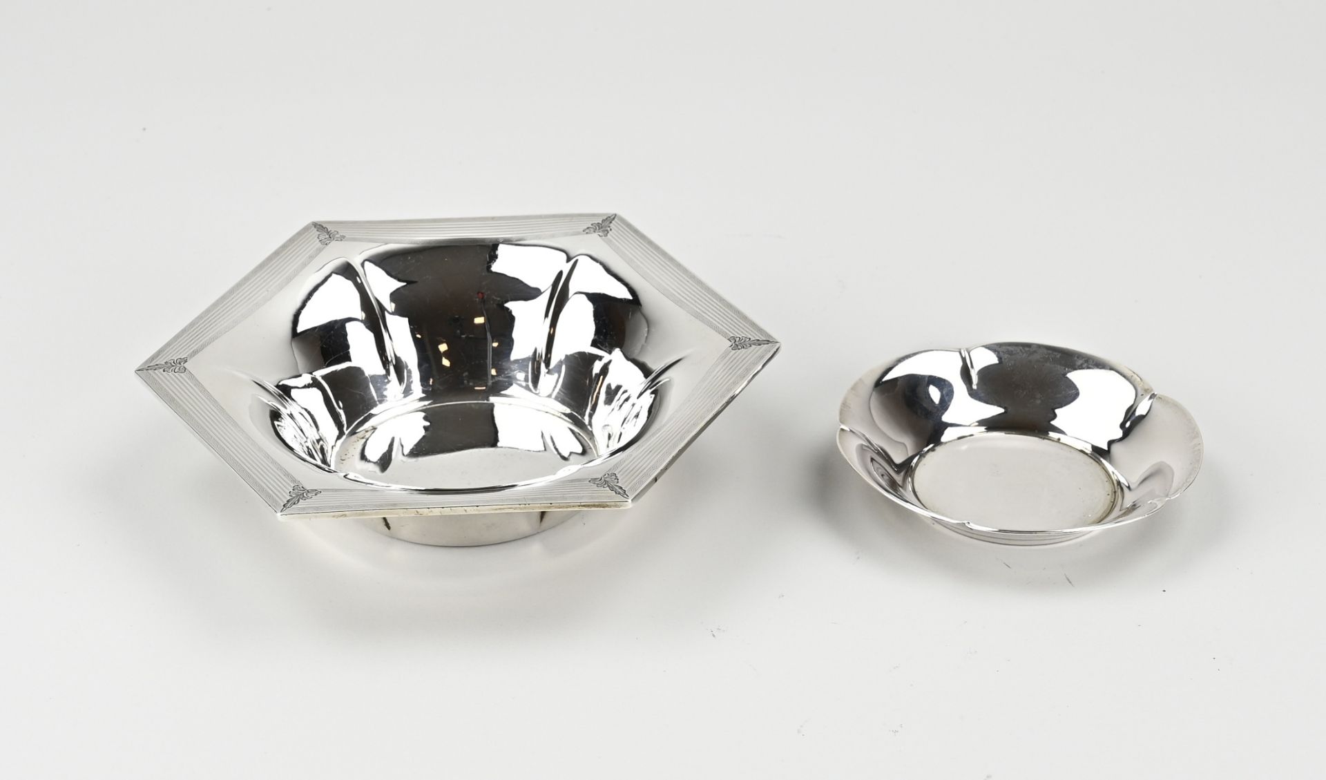 2 Silver dishes