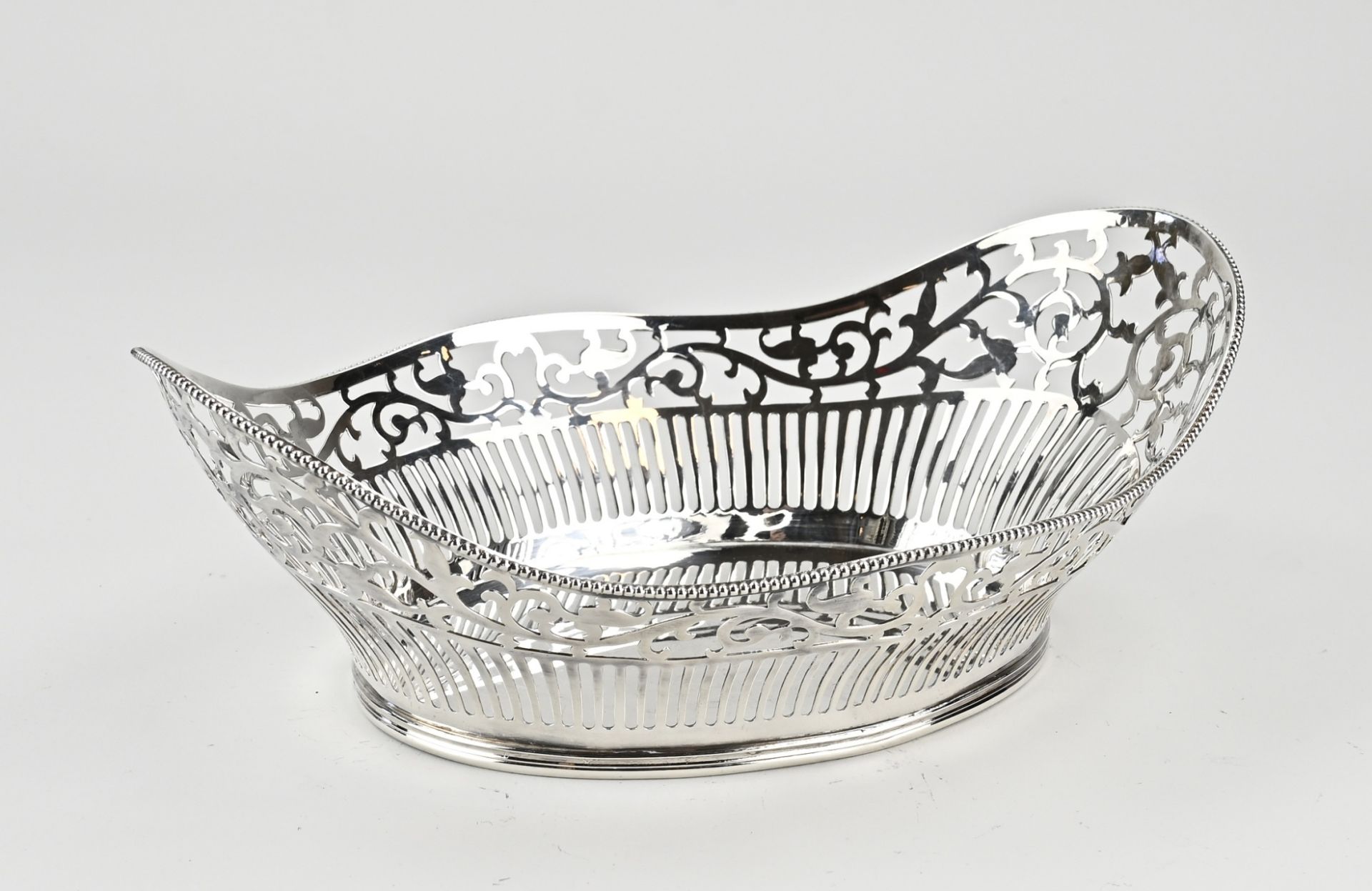 Silver bread basket