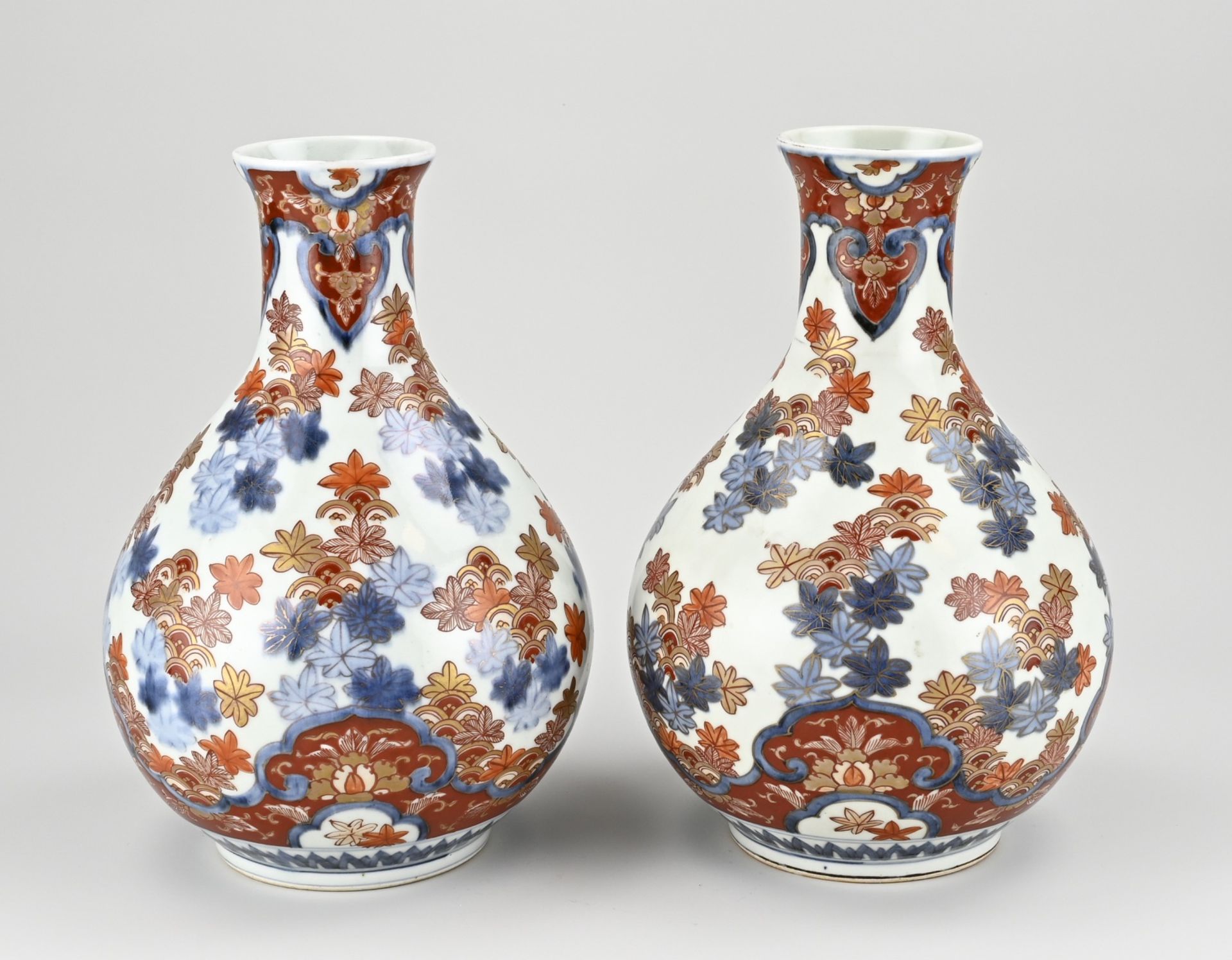 Two Japanese imari vases, H 30 cm.