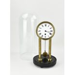 Brevette mantel clock under dome, H 40 cm.