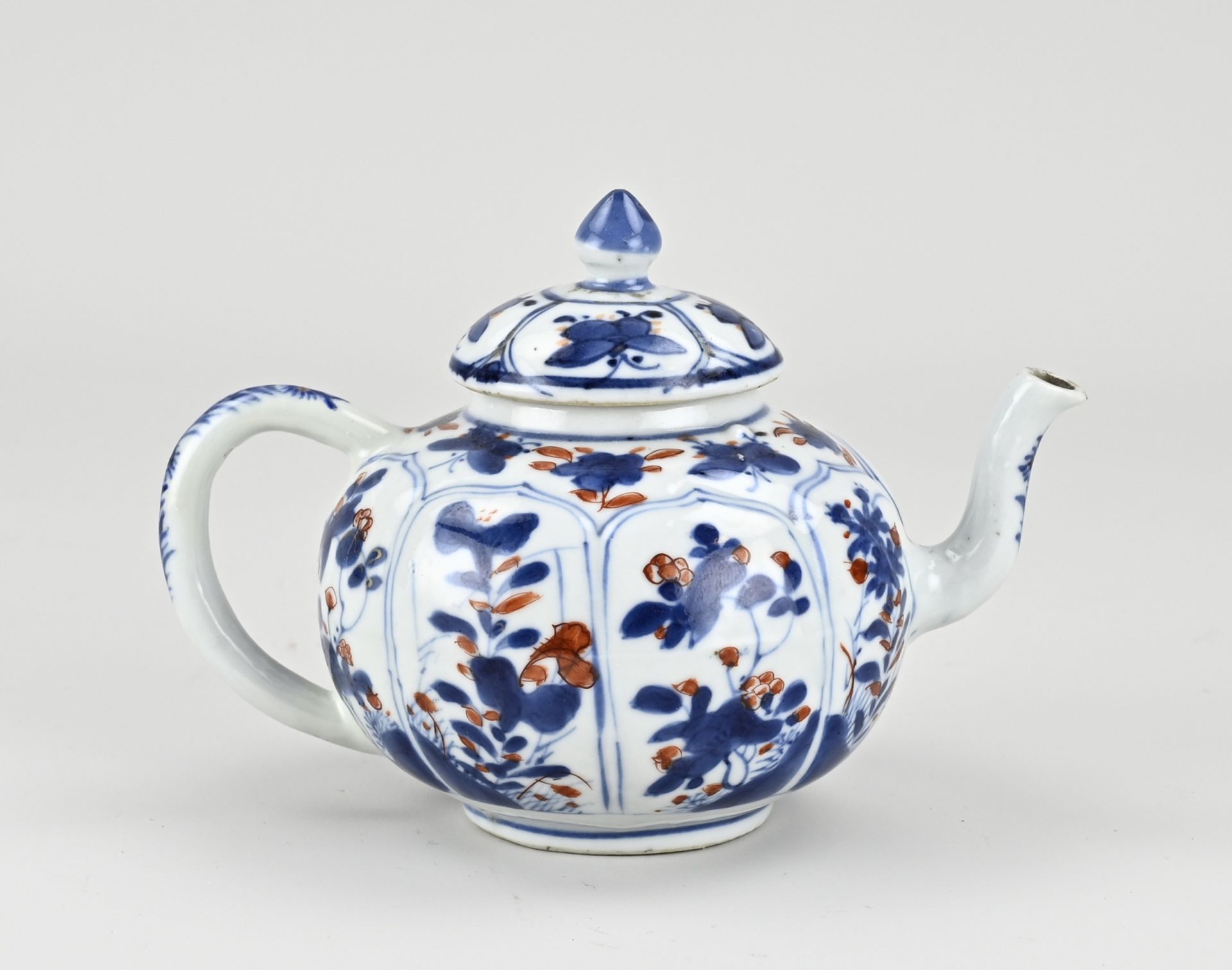 18th century Chinese Imari teapot Ø 9.6 cm. - Image 2 of 3