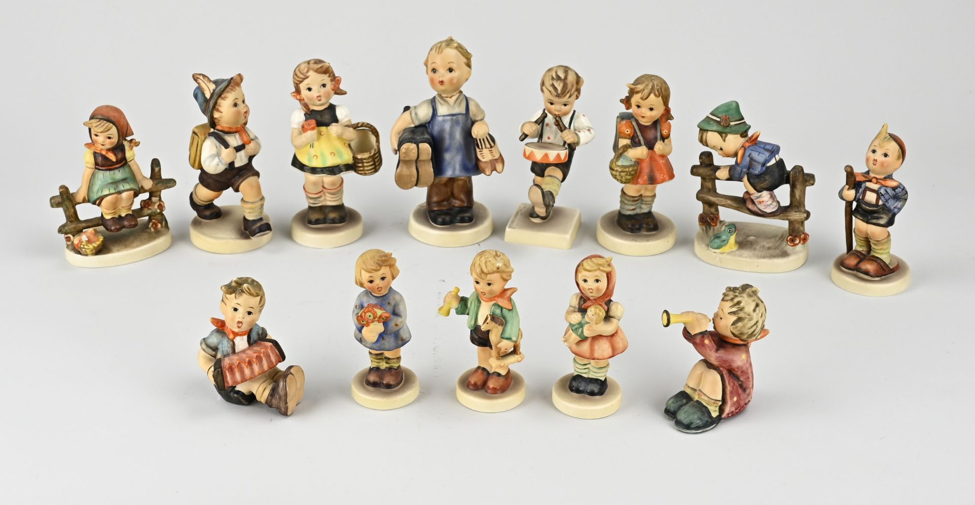 Lot Hummel figures (13x)