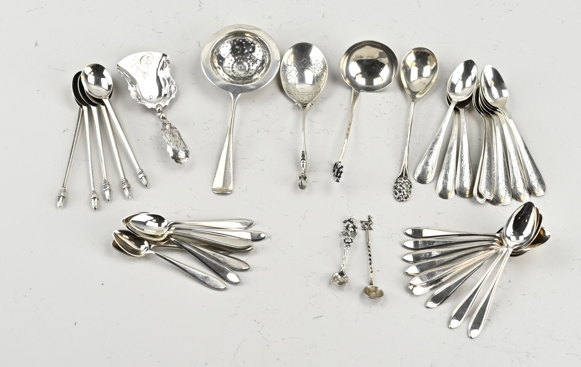 Lot of silver teaspoons