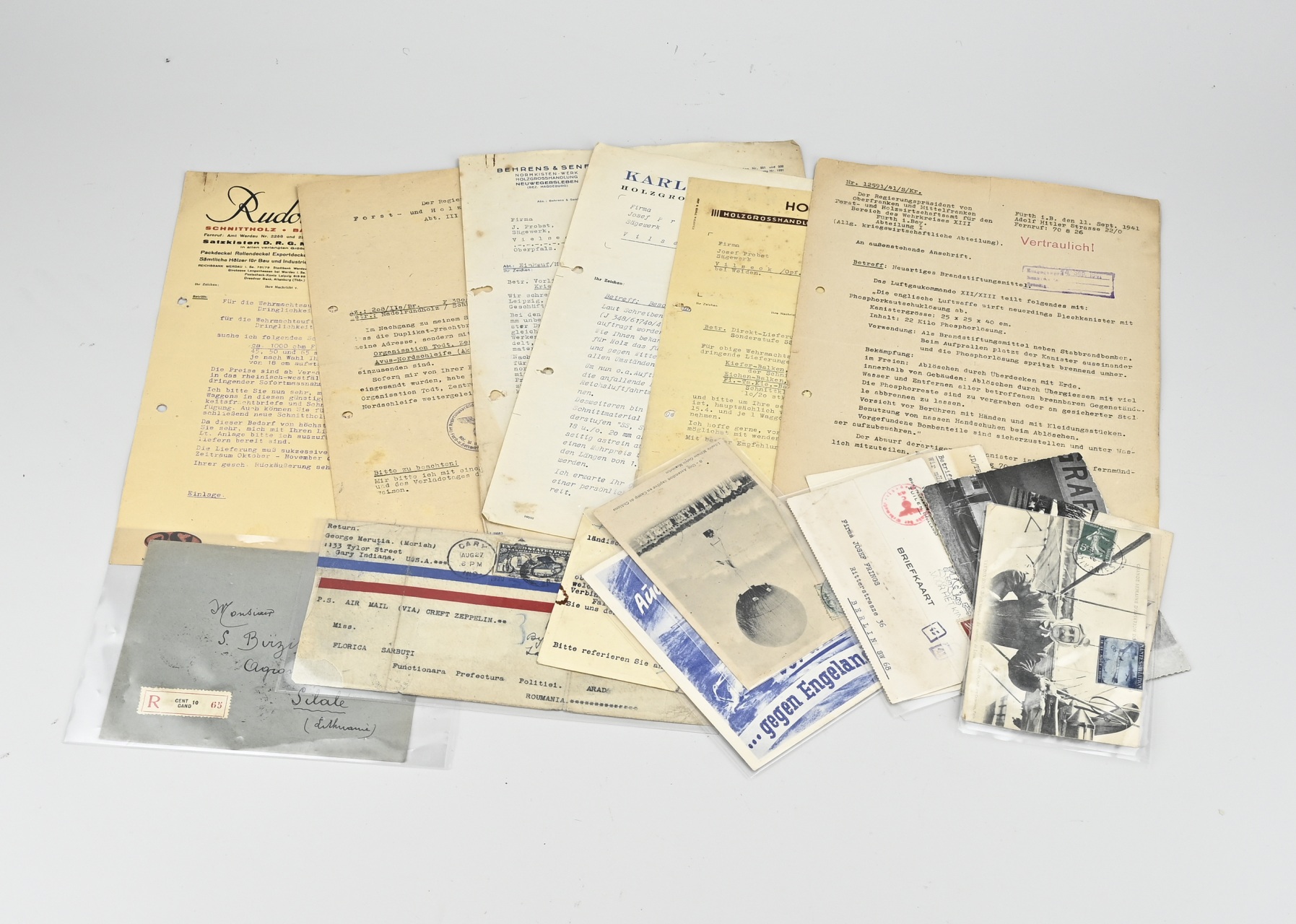 Lot of German documents from WWI + WWII