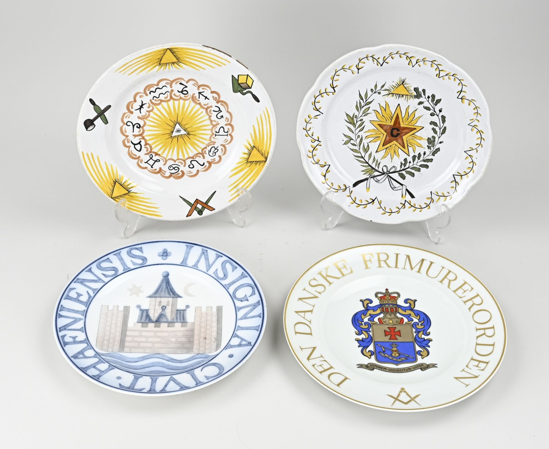 Four old/antique plates Ø 23 - 25 cm.