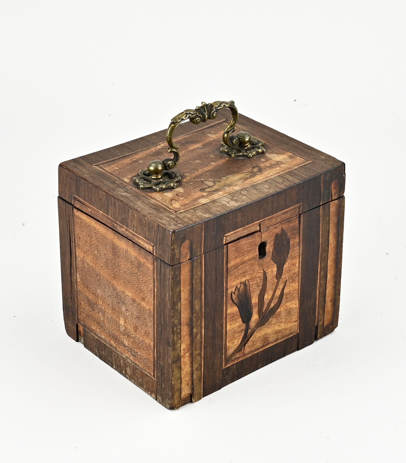 Tea chest