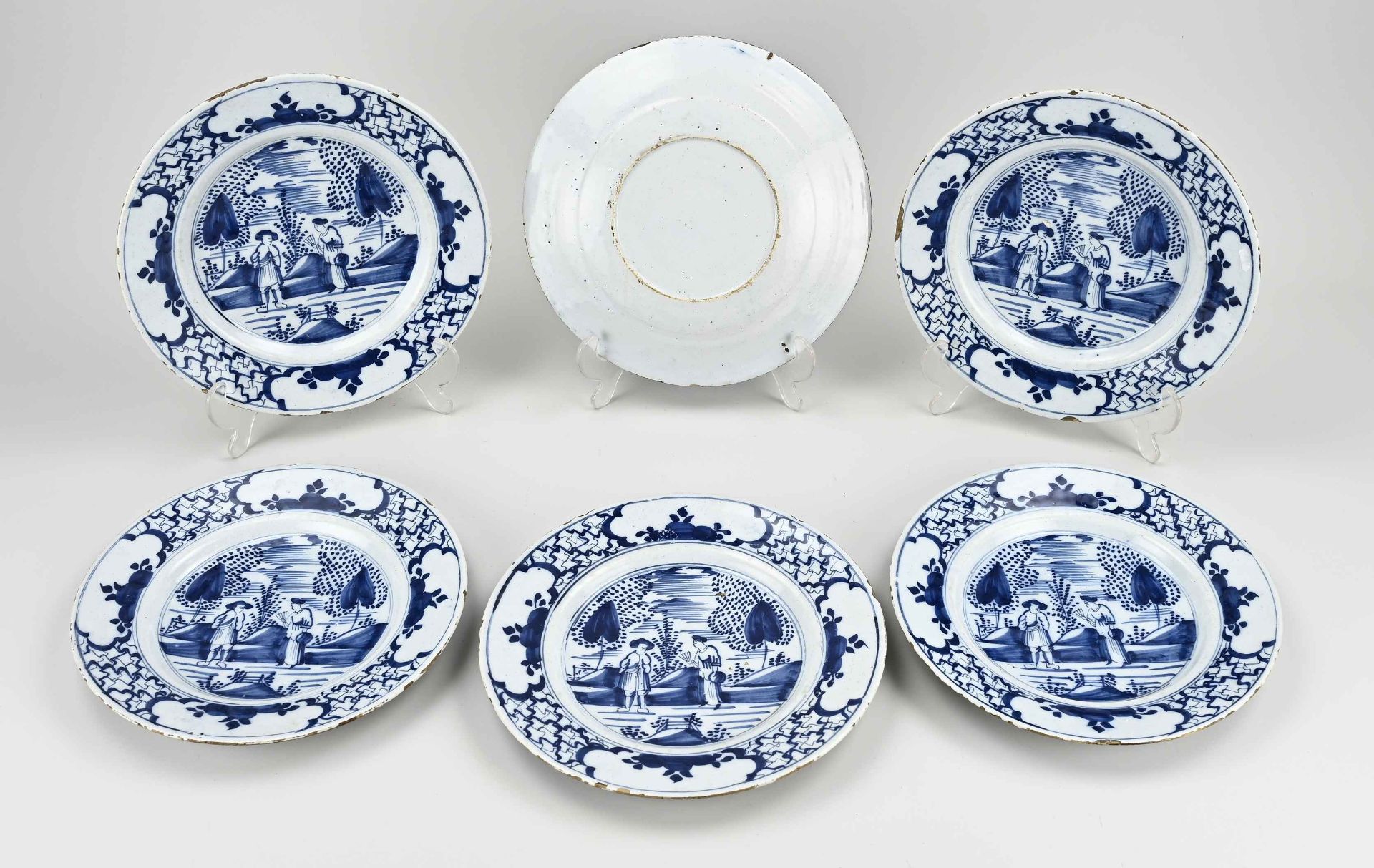 6x 18th century Delft plates Ø 23 cm.