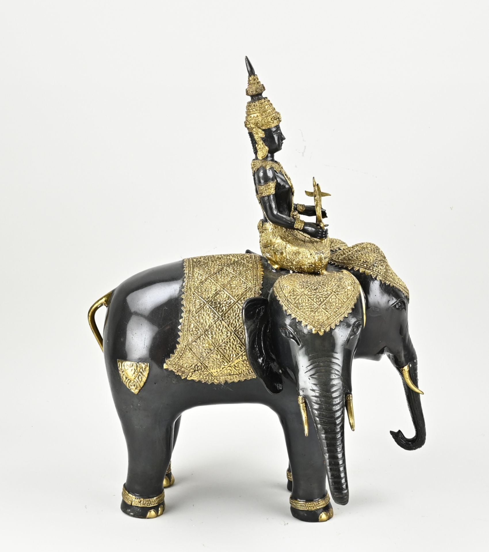 Bronze elephant with three heads - Bild 2 aus 2