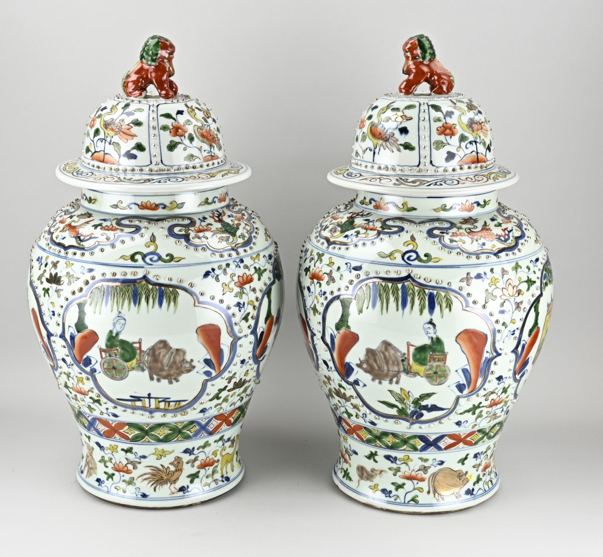 Two Chinese lidded vases, H 59 cm.
