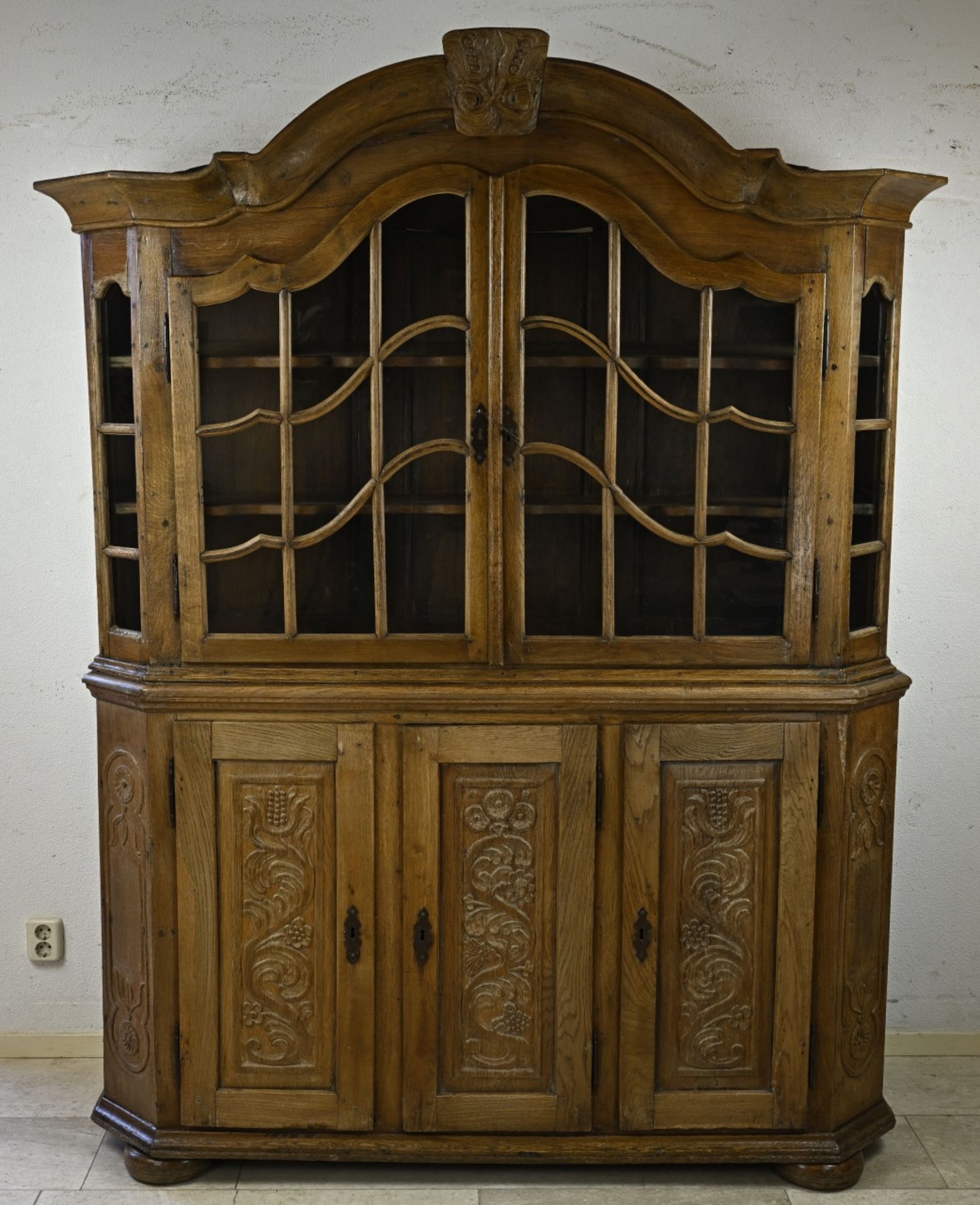Bergische display cabinet