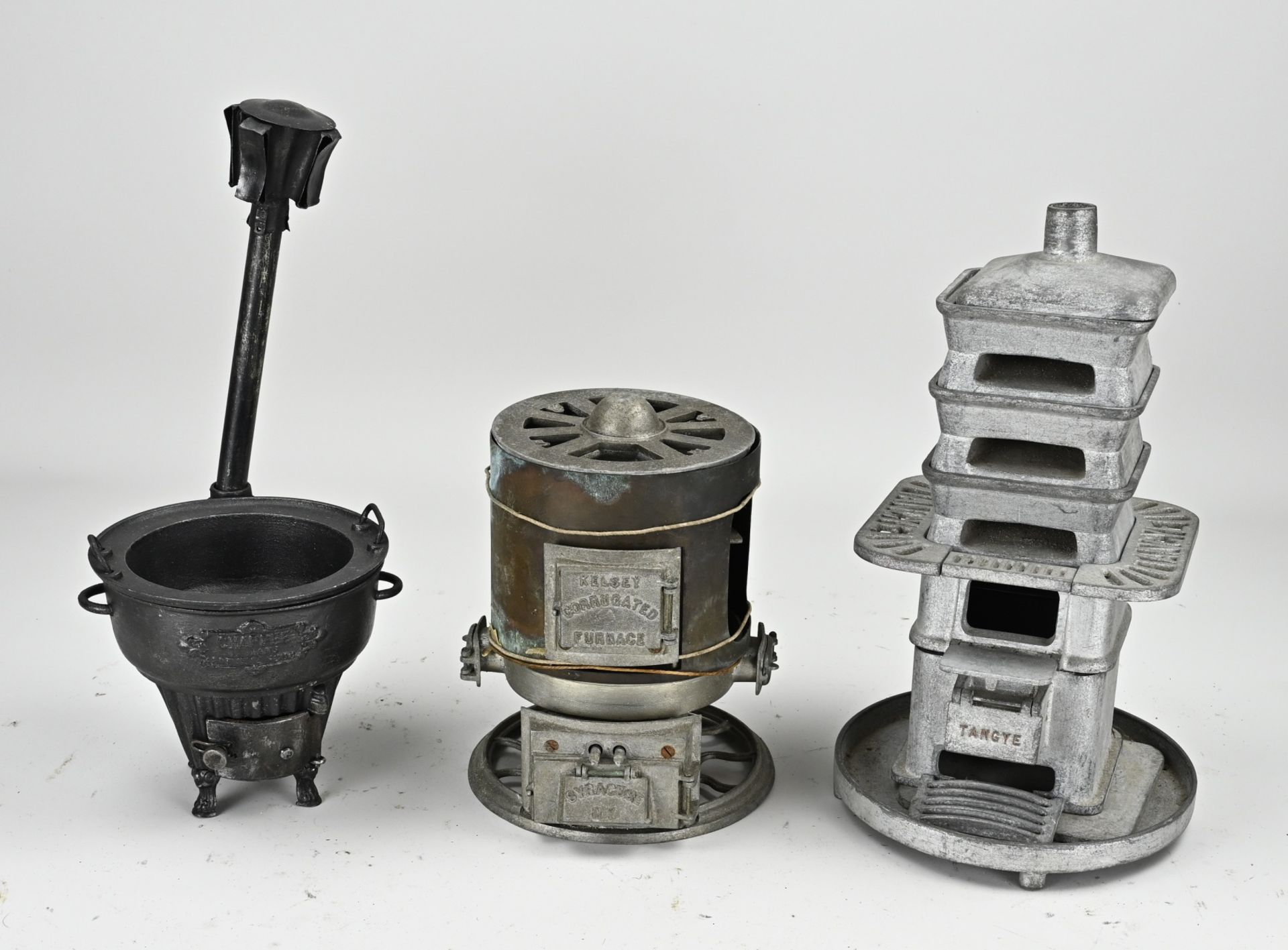 3x Miniature stove / stove