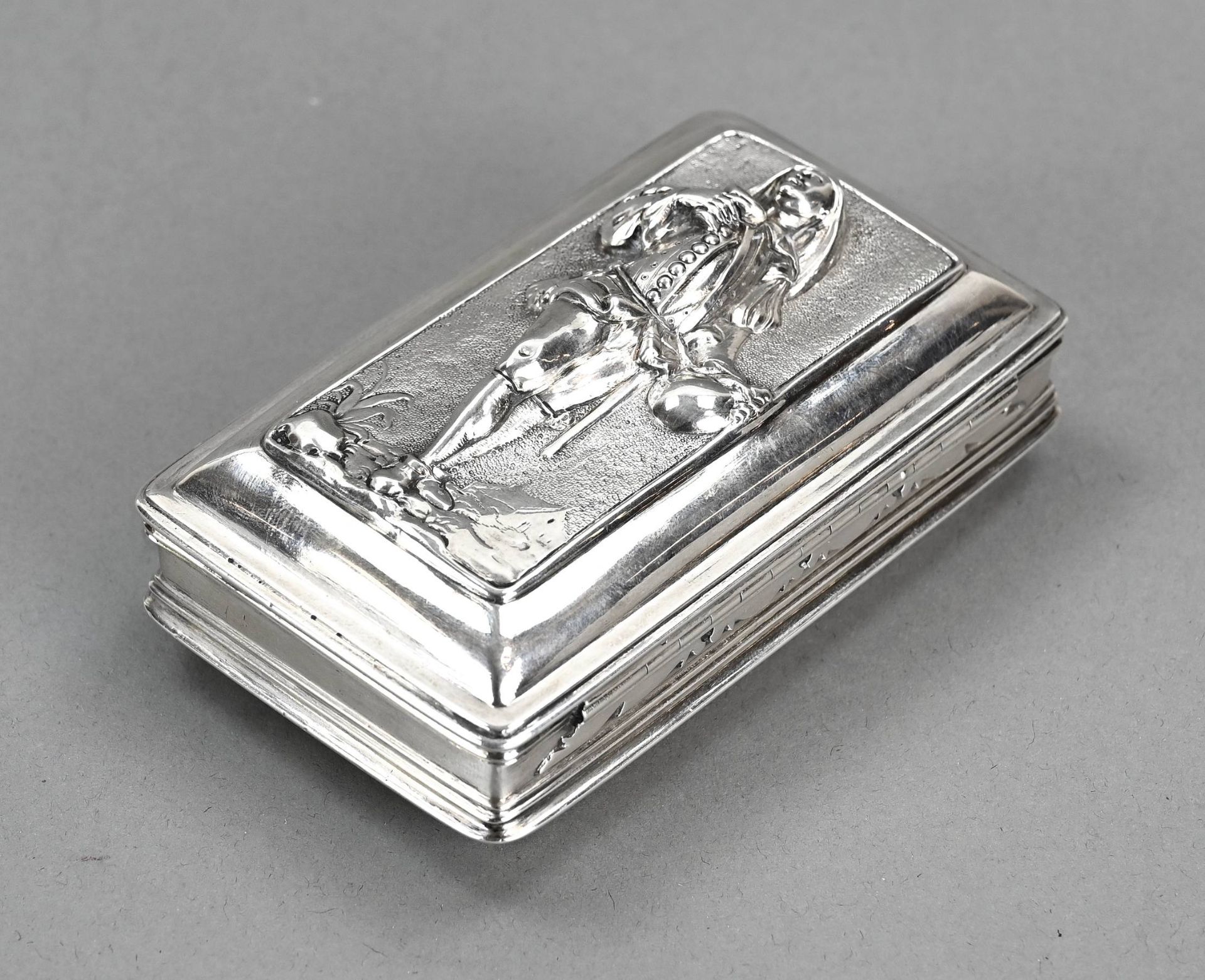 Antique silver tobacco box - Image 2 of 3