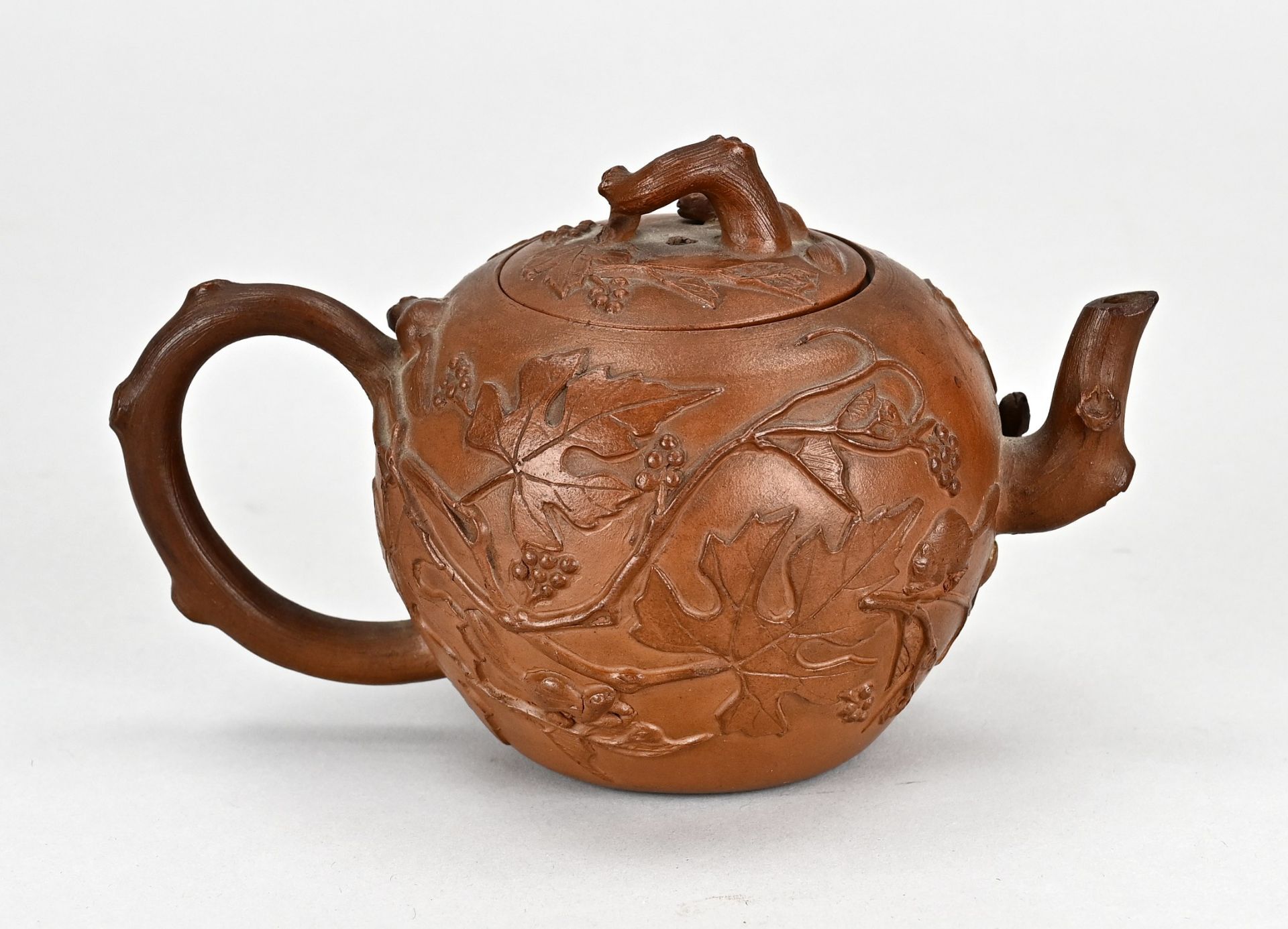 Chinese teapot Ø 9.5 cm. - Image 2 of 3