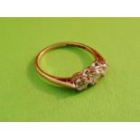 9ct Gold Ring with CZ Insets, 1.35g total weight