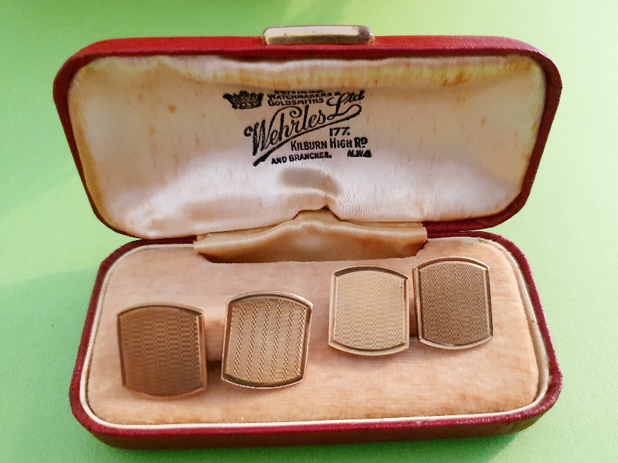 A Pair of Decorated 9ct Gold Cufflinks in original box, weight 8.4g. FREE UK MAINLAND POSTAGE