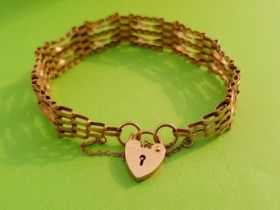 9ct Yellow Gold Gate Bracelet, weight is 8.2g. FREE MAINLAND UK POSTAGE