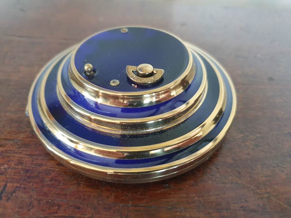 Reuge Swiss Wedding Cake Musical Compact in blue enamel, comes in original box - Image 3 of 3