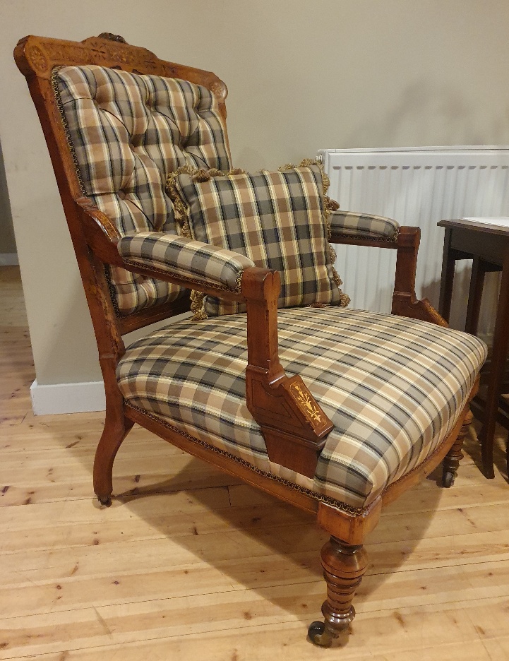 Victorian King and Queen Walnut Armchairs with check upholstery and inlay - Image 2 of 4