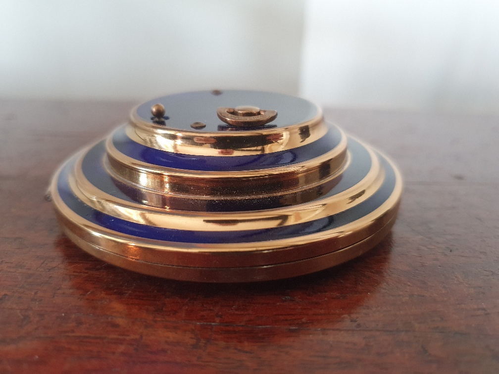 Reuge Swiss Wedding Cake Musical Compact in blue enamel, comes in original box - Image 2 of 3