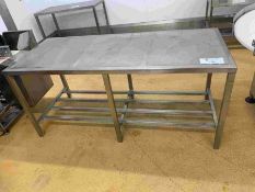 STAINLESS STEEL TABLE