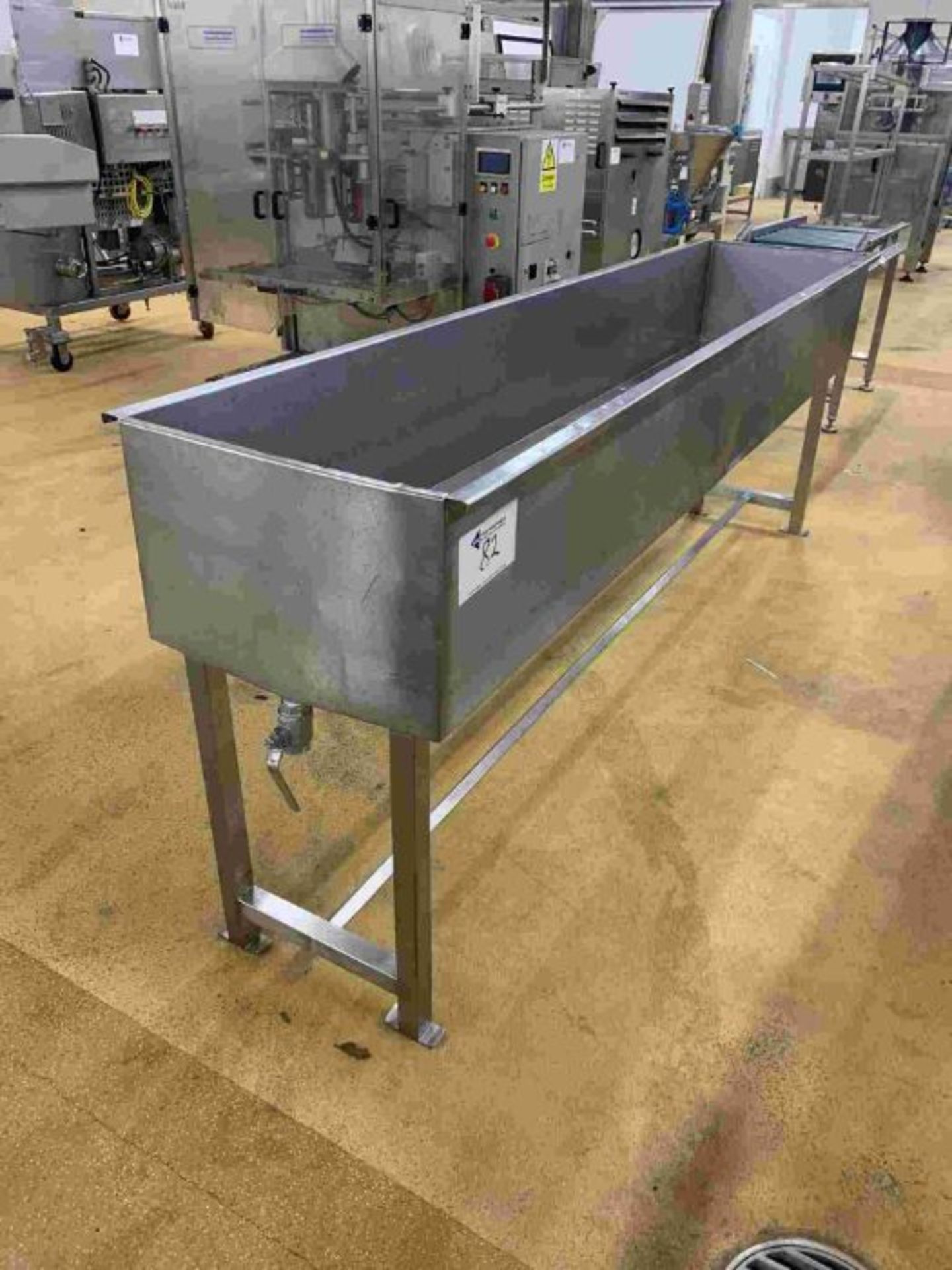 STAINLESS STEEL TROUGH