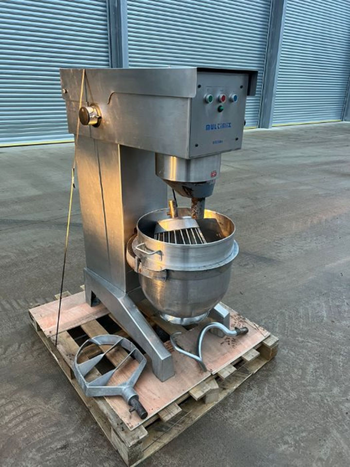 MULTIMIX MIXER WITH BOWL AND ATTACHMENTS - Image 2 of 5