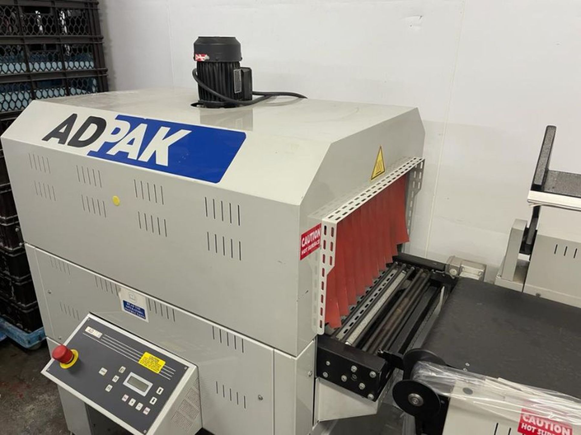 ADPAK HEAT SEALER AND SHRINK TUNNEL - Image 4 of 8