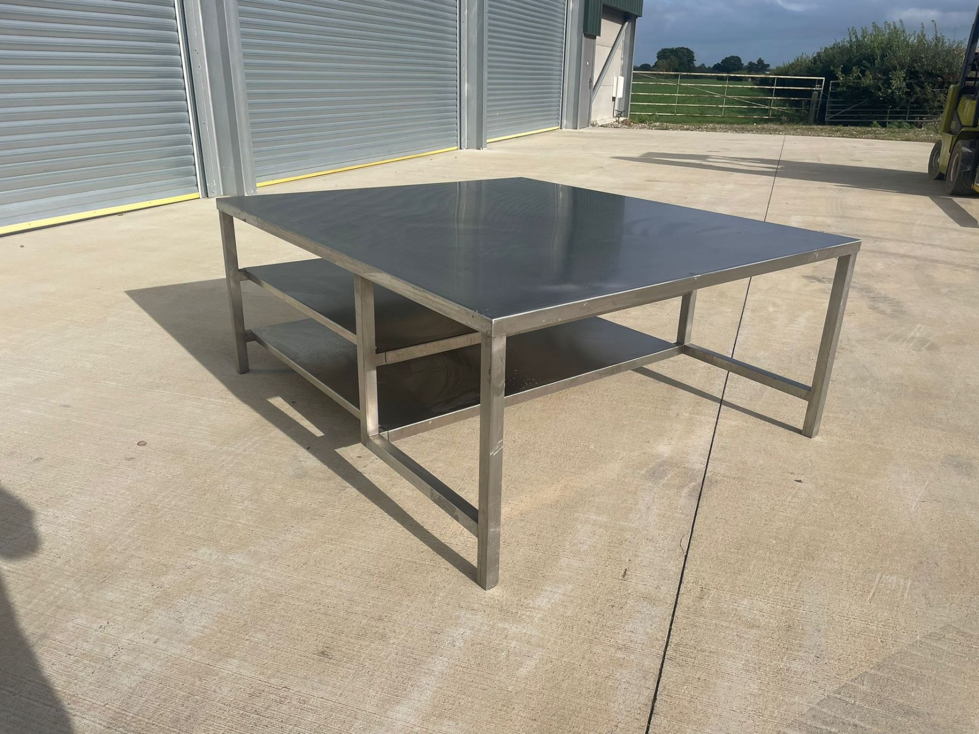 STAINLESS STEEL TABLE - Image 3 of 7