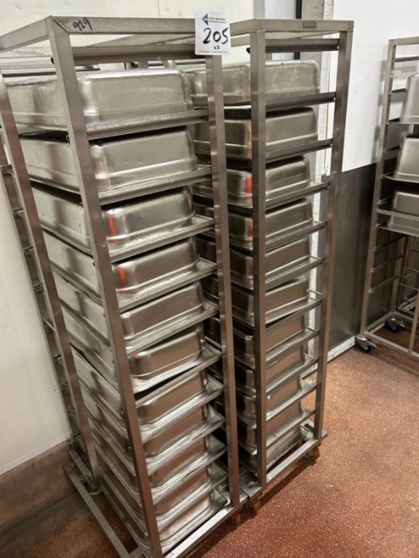 SYSPAL TROLLEYS WITH TRAYS