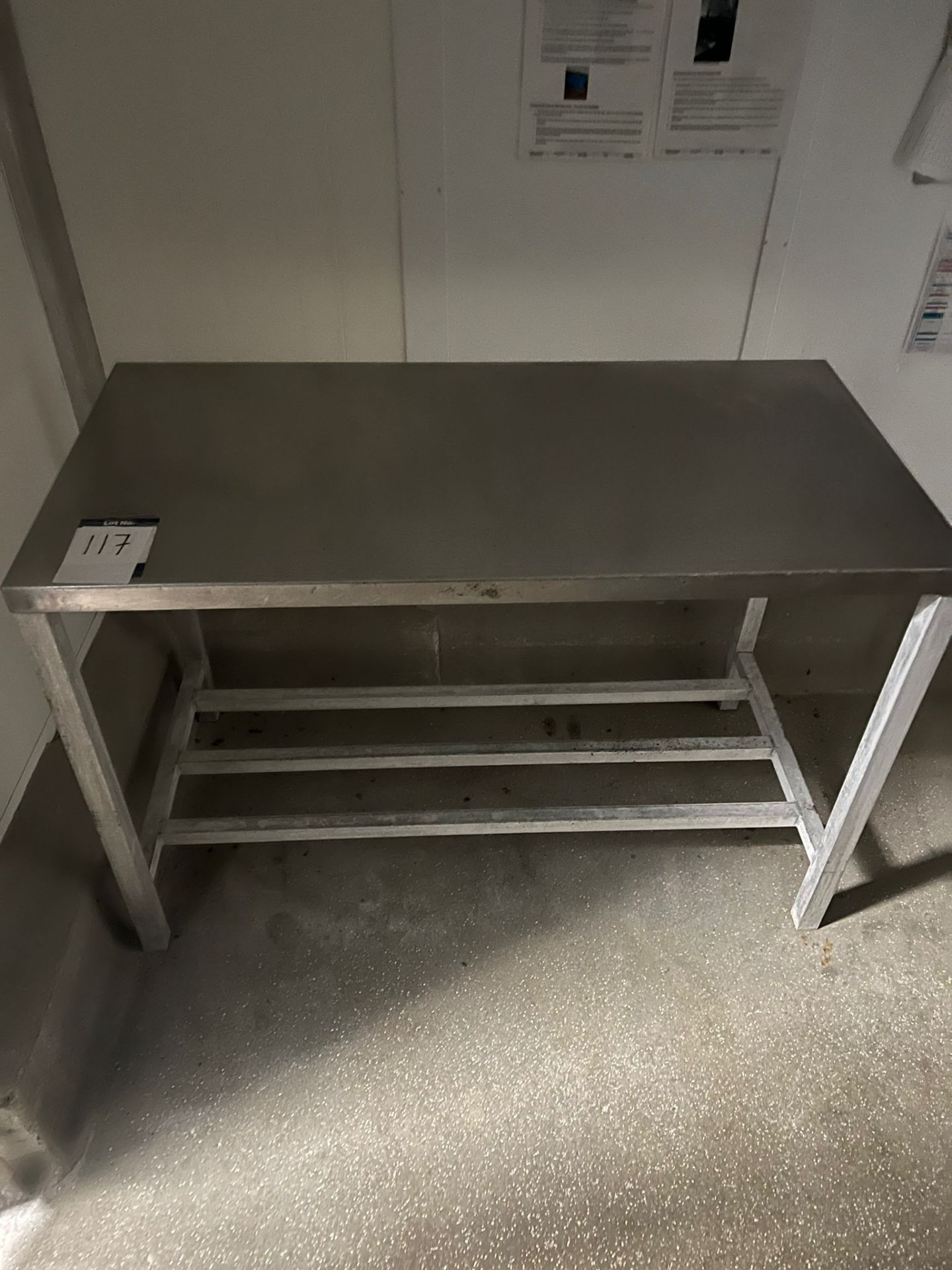 STAINLESS STEEL TABLE