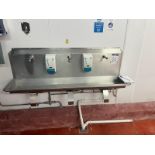 3 STATION 3 PERSON KNEE OPERATED SINK