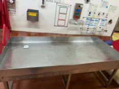 STAINLESS STEEL DRAINING TABLE