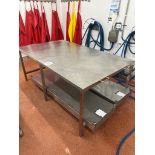 STAINLESS STEEL TABLE