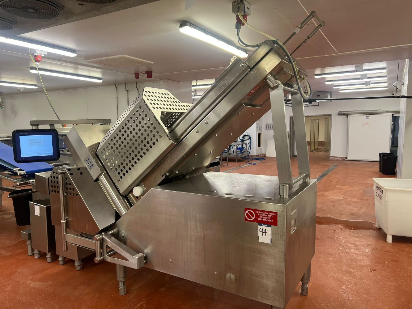 SALE OF LARGE MEAT PROCESSING & PACKING FACTORY - EVERYTHING MUST SELL!