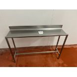 STAINLESS STEEL TABLE