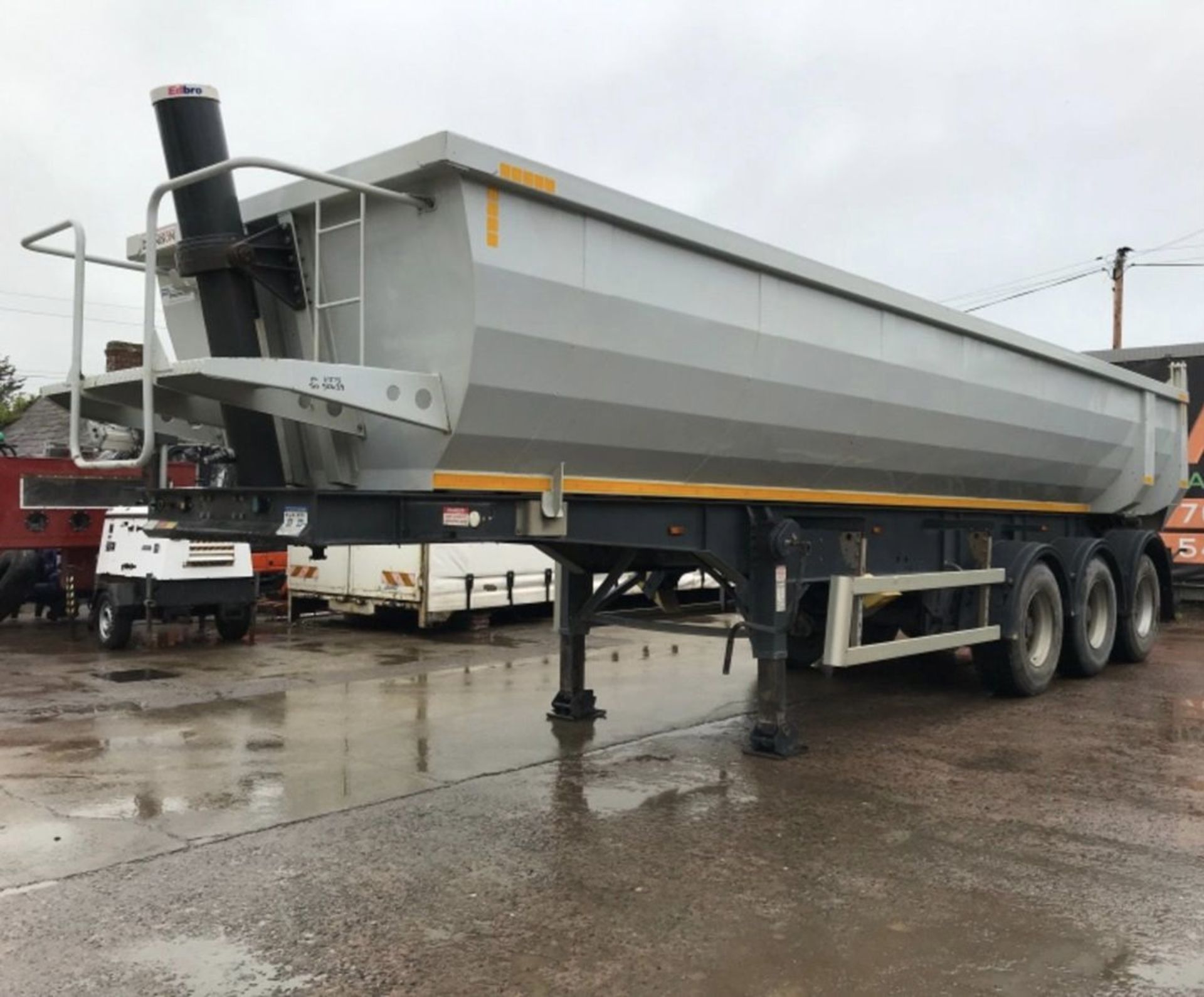 2019 DENNISON HALF PIPE TIPPING TRAILER - Image 17 of 18