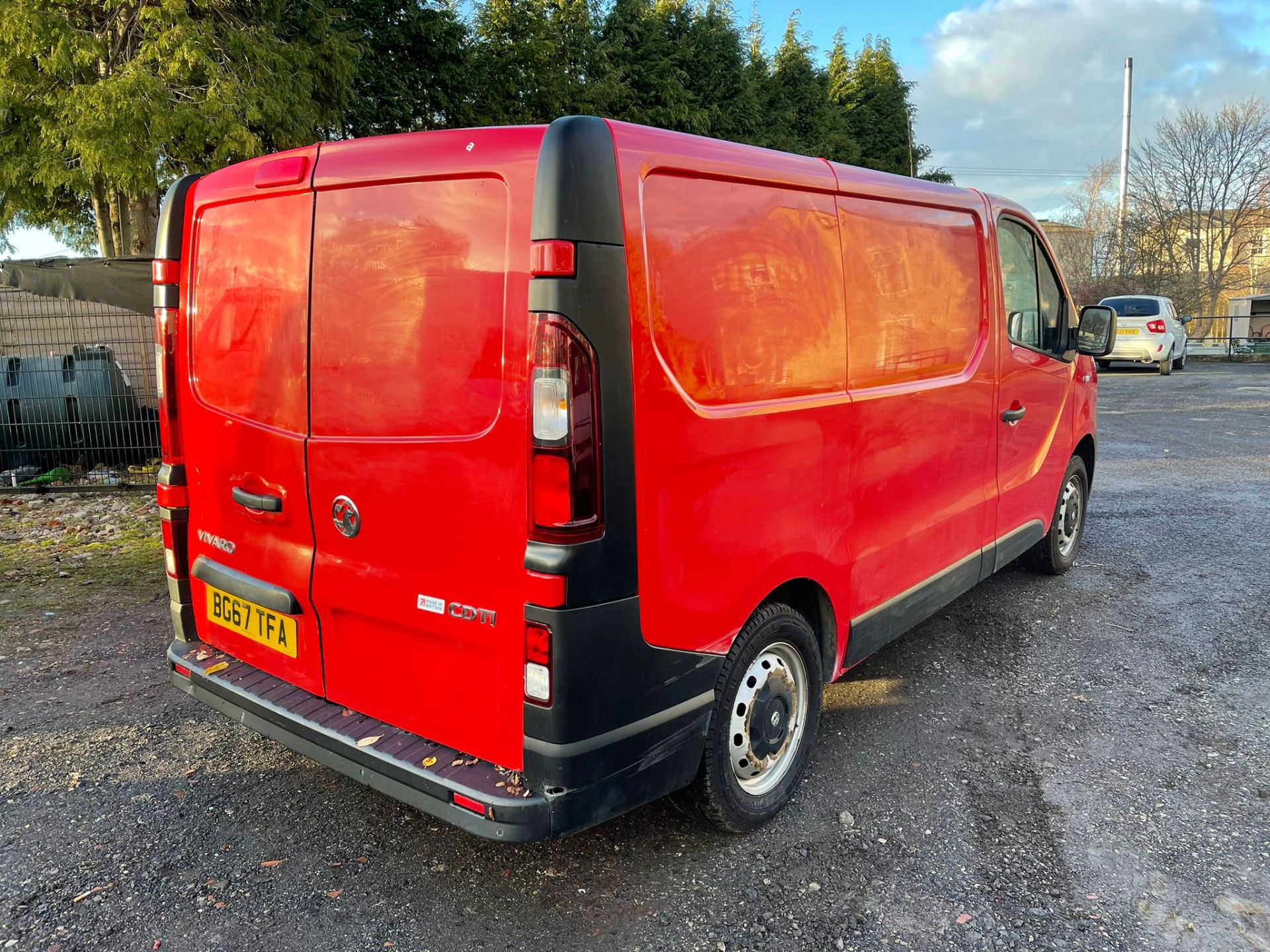 2018 VAUXHALL VIVARO - Image 5 of 12