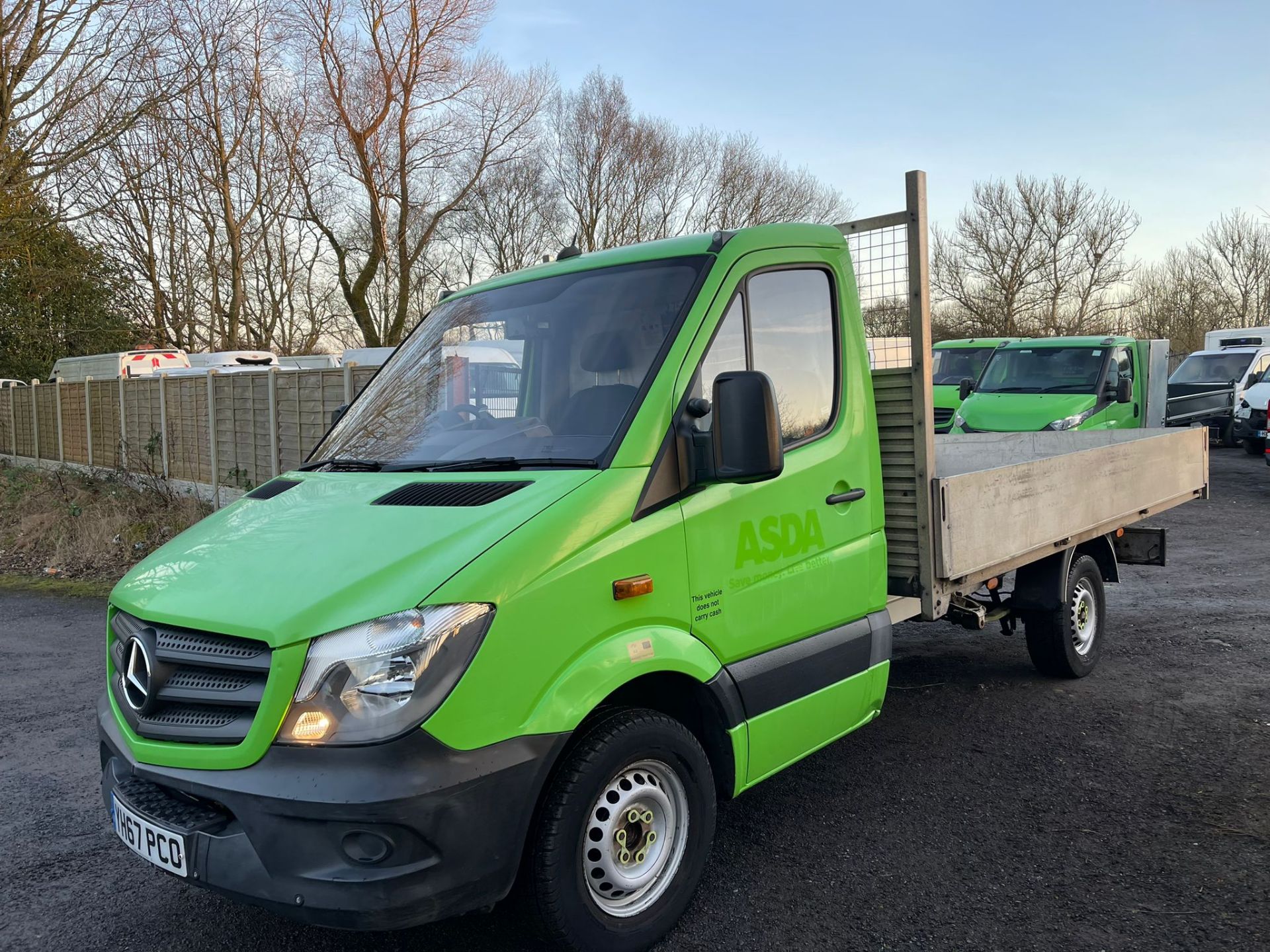 2017 MERCEDES SPRINTER - Image 3 of 11