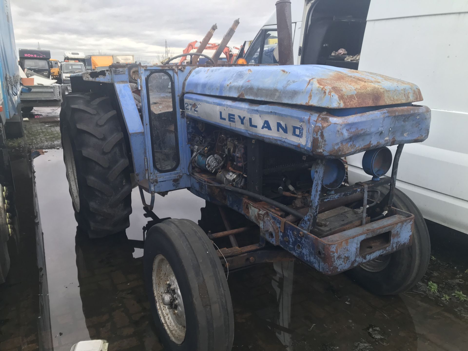 272 LAYLAND TRACTOR - Image 7 of 8