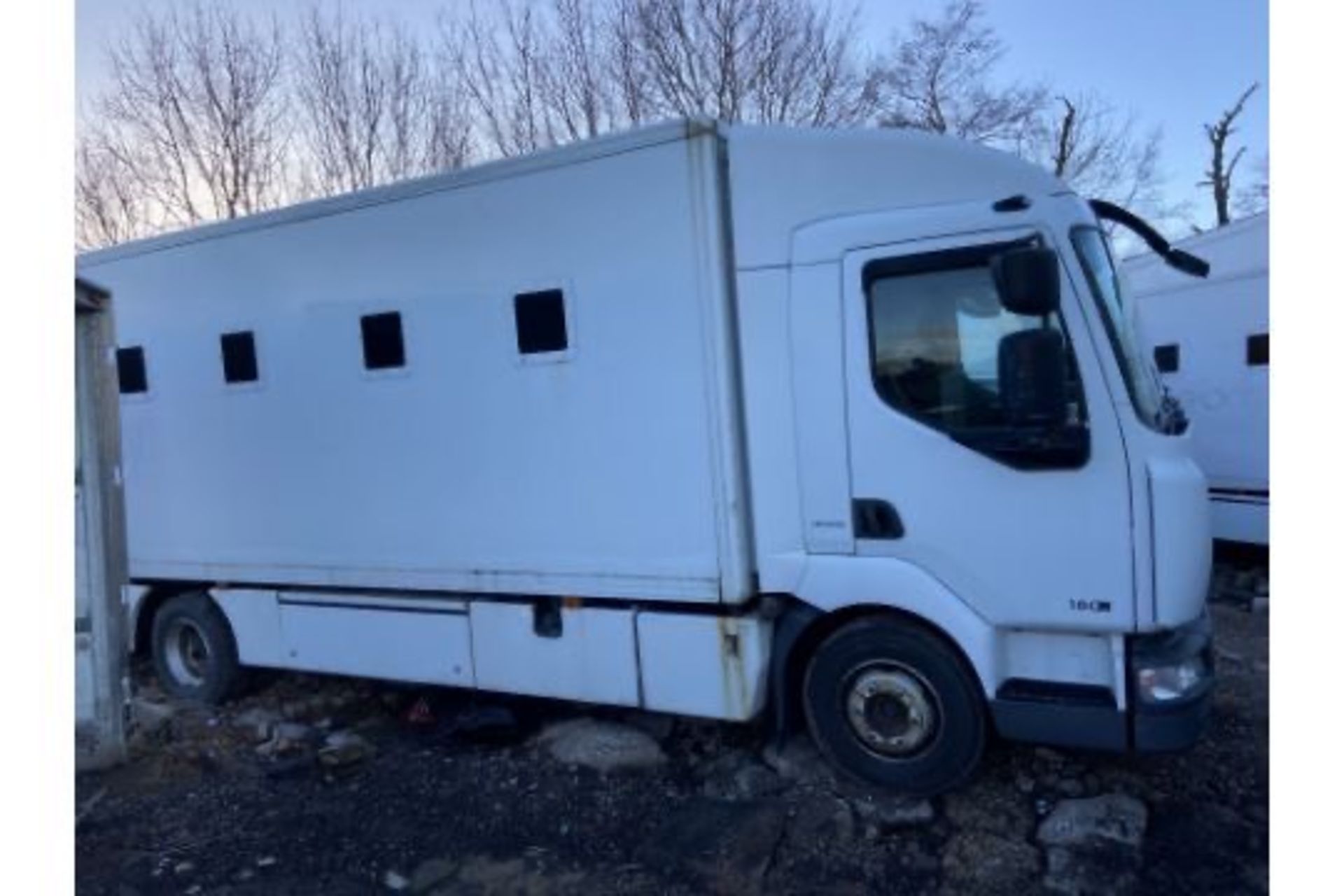 2011 RENAULT MIDLUM 180 DXI