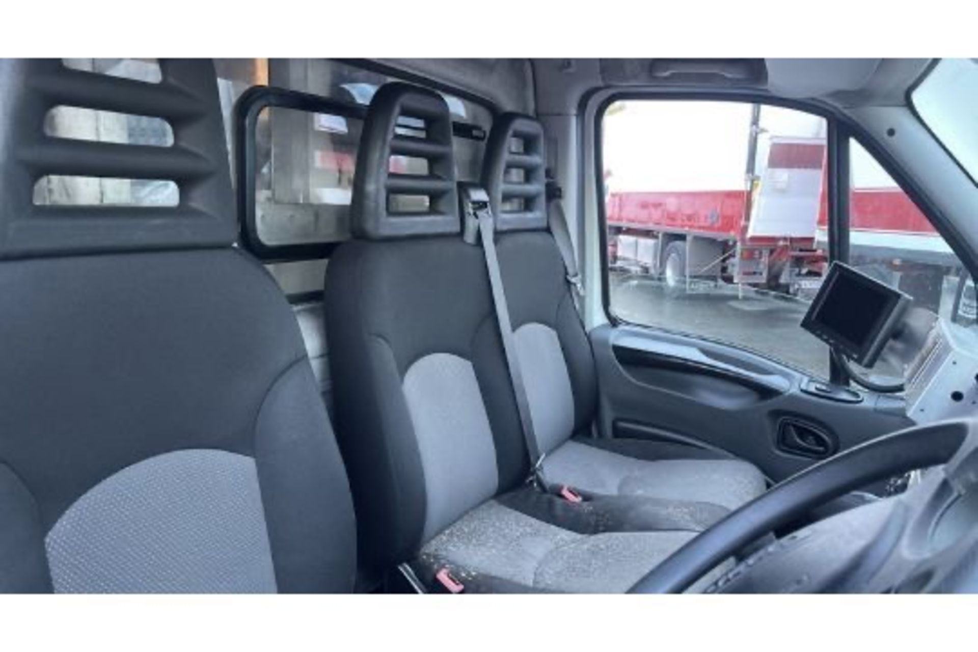 2011 IVECO DAILY 50C14 - Bild 13 aus 16