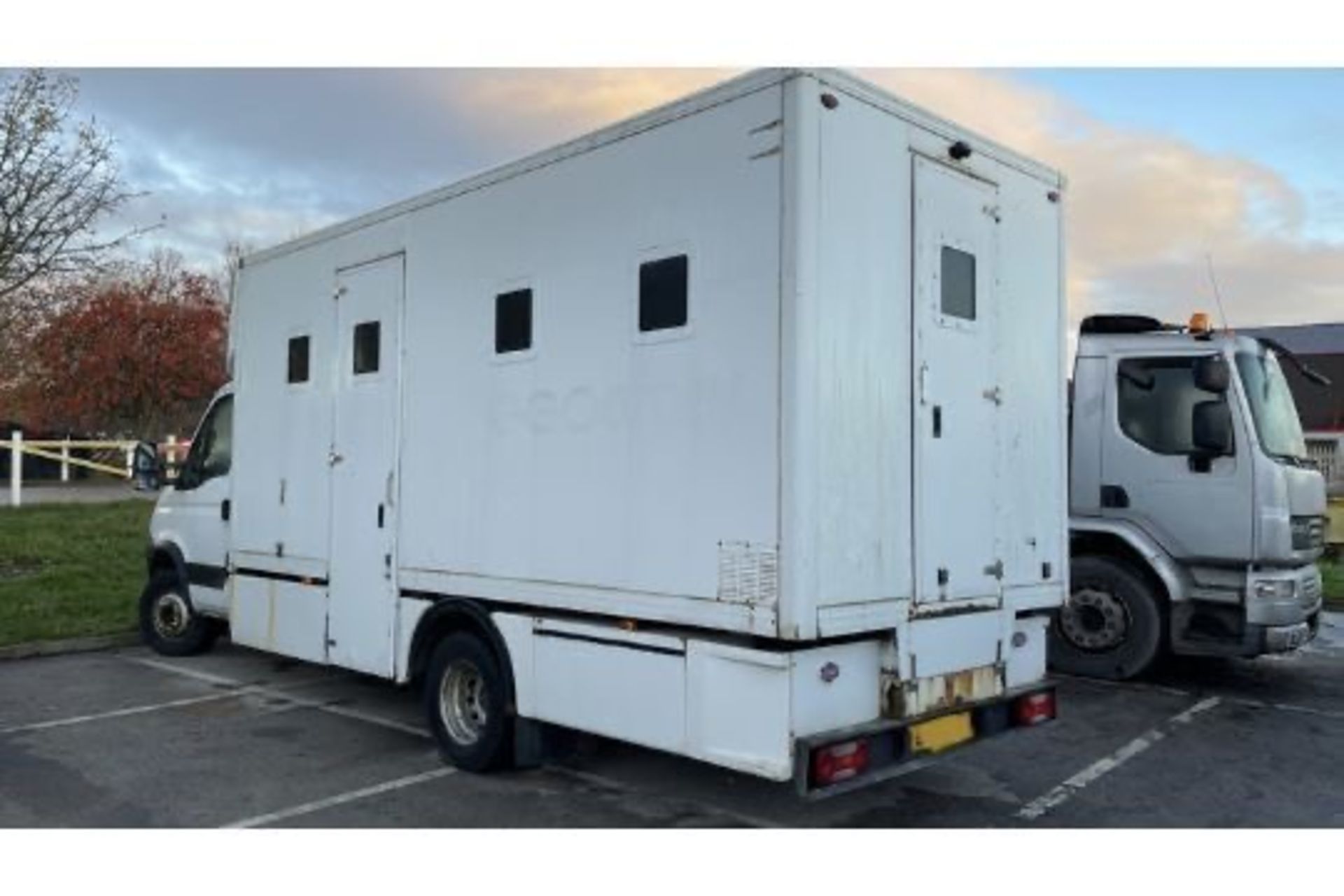BX11 TCZ. 2011 IVECO DAILY 70C17. BOX VAN. 4X2. DIESEL MANUAL GEARBOX. REAR VIEW CAMERA 6 X SPEED - Image 5 of 24
