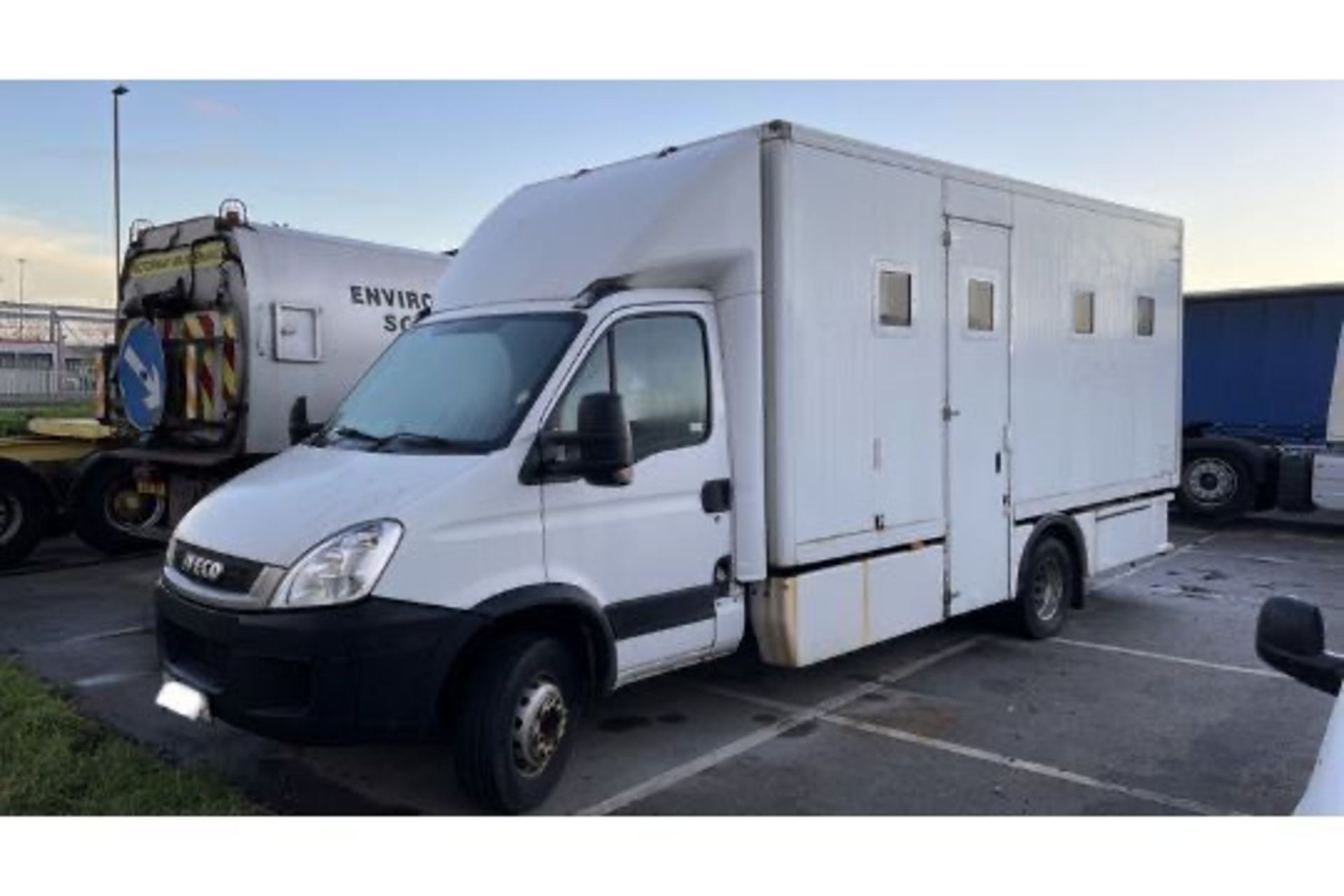BX11 TCZ. 2011 IVECO DAILY 70C17. BOX VAN. 4X2. DIESEL MANUAL GEARBOX. REAR VIEW CAMERA 6 X SPEED - Image 3 of 24