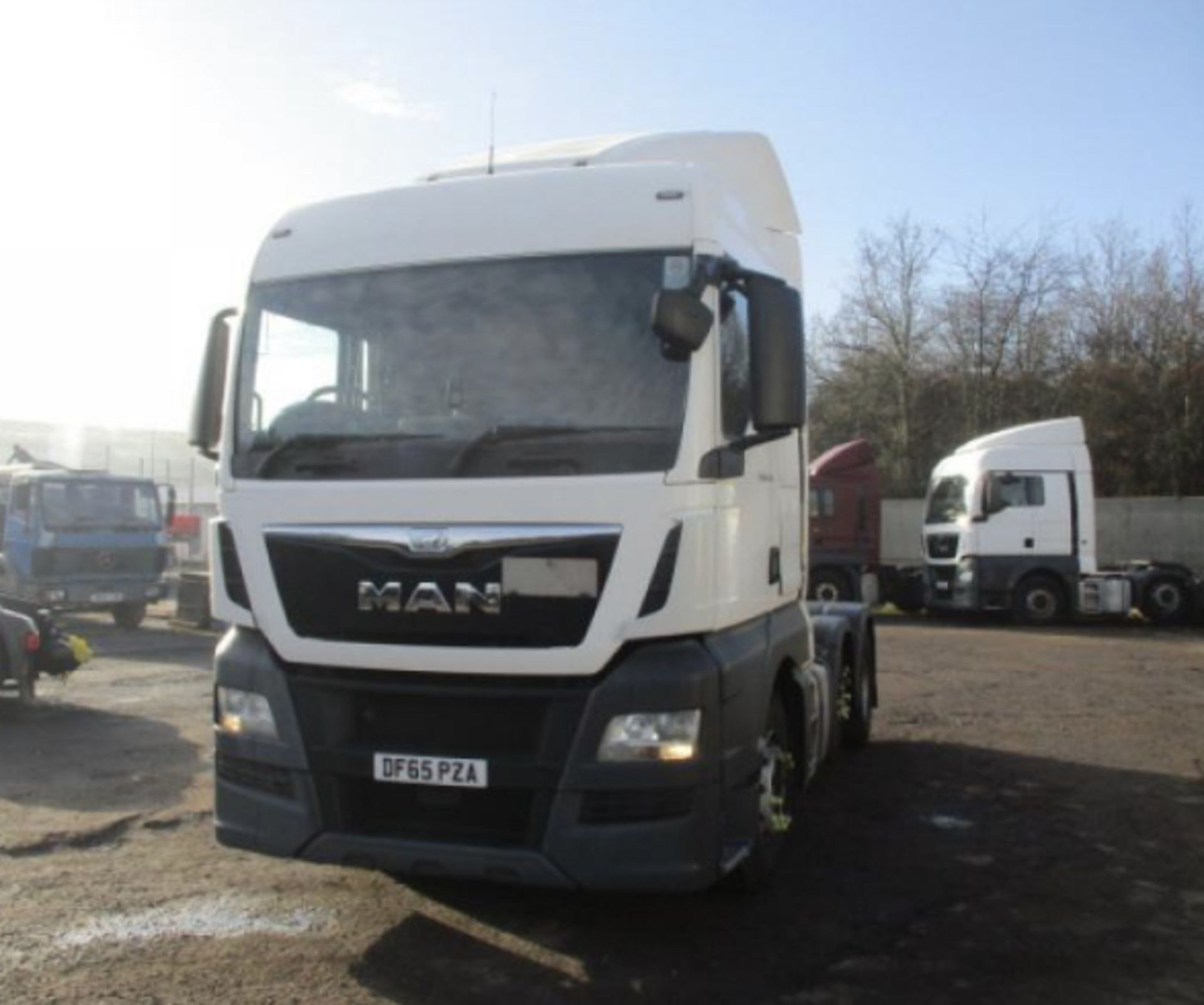 2015 MAN TGX 26.440 - Image 2 of 16